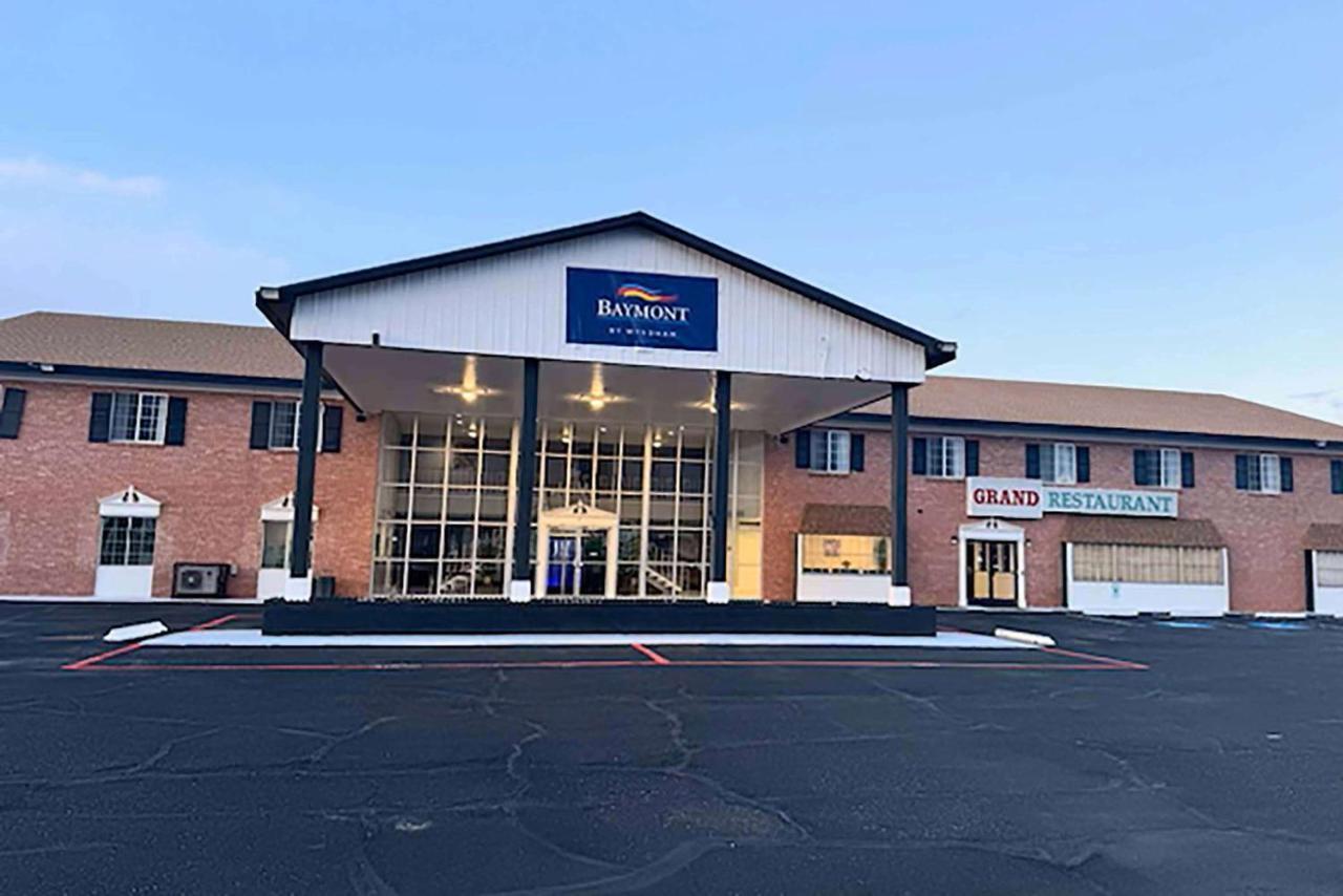 Baymont By Wyndham Deming Hotel Екстериор снимка