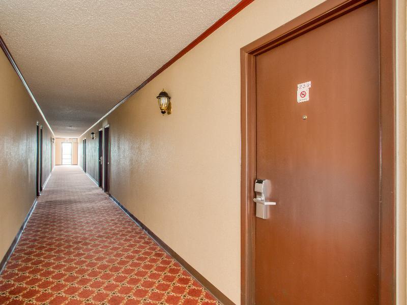 Baymont By Wyndham Deming Hotel Екстериор снимка